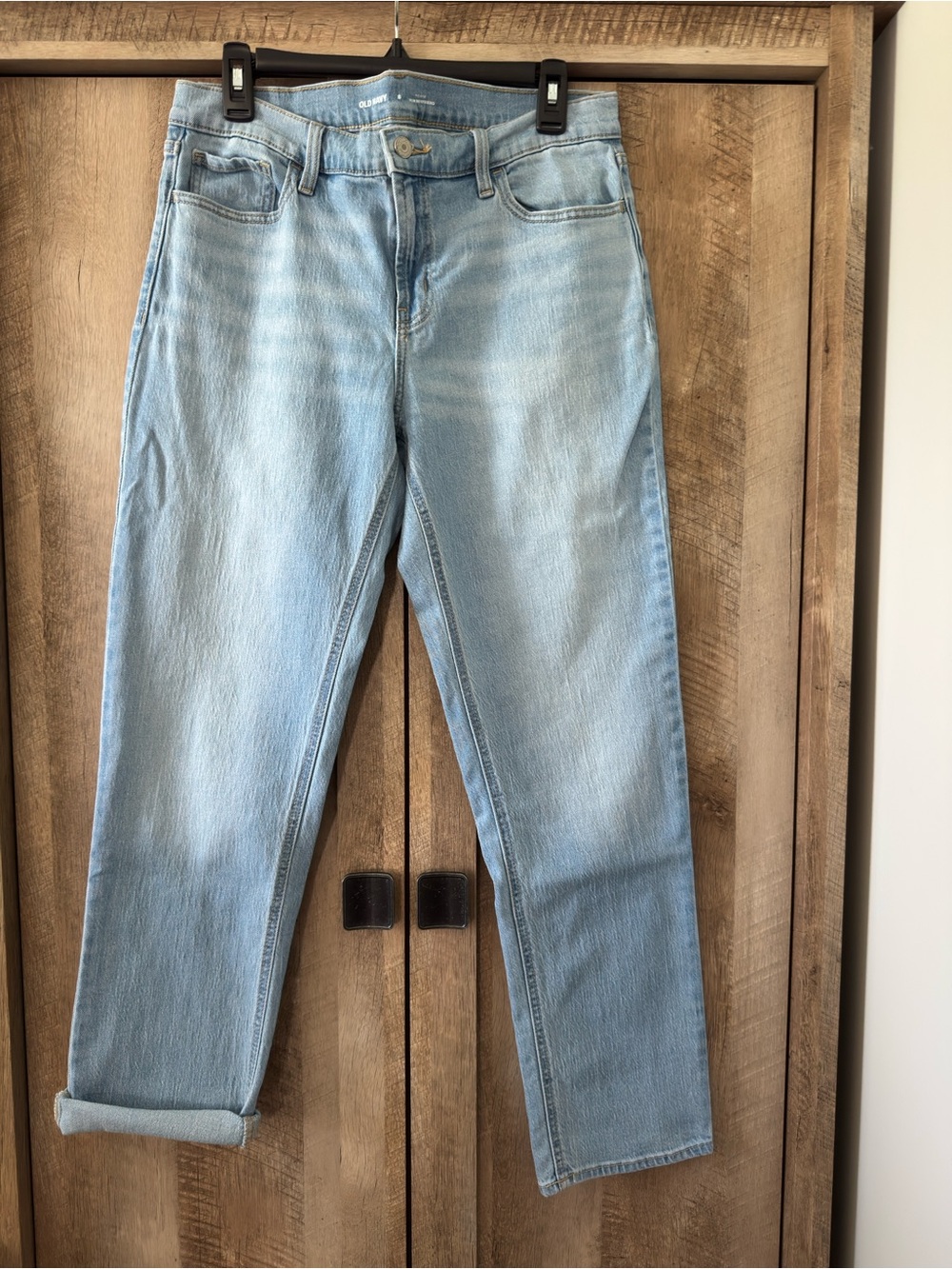 Old Navy Mid-Rise Wow Boyfriend Straight Jeans